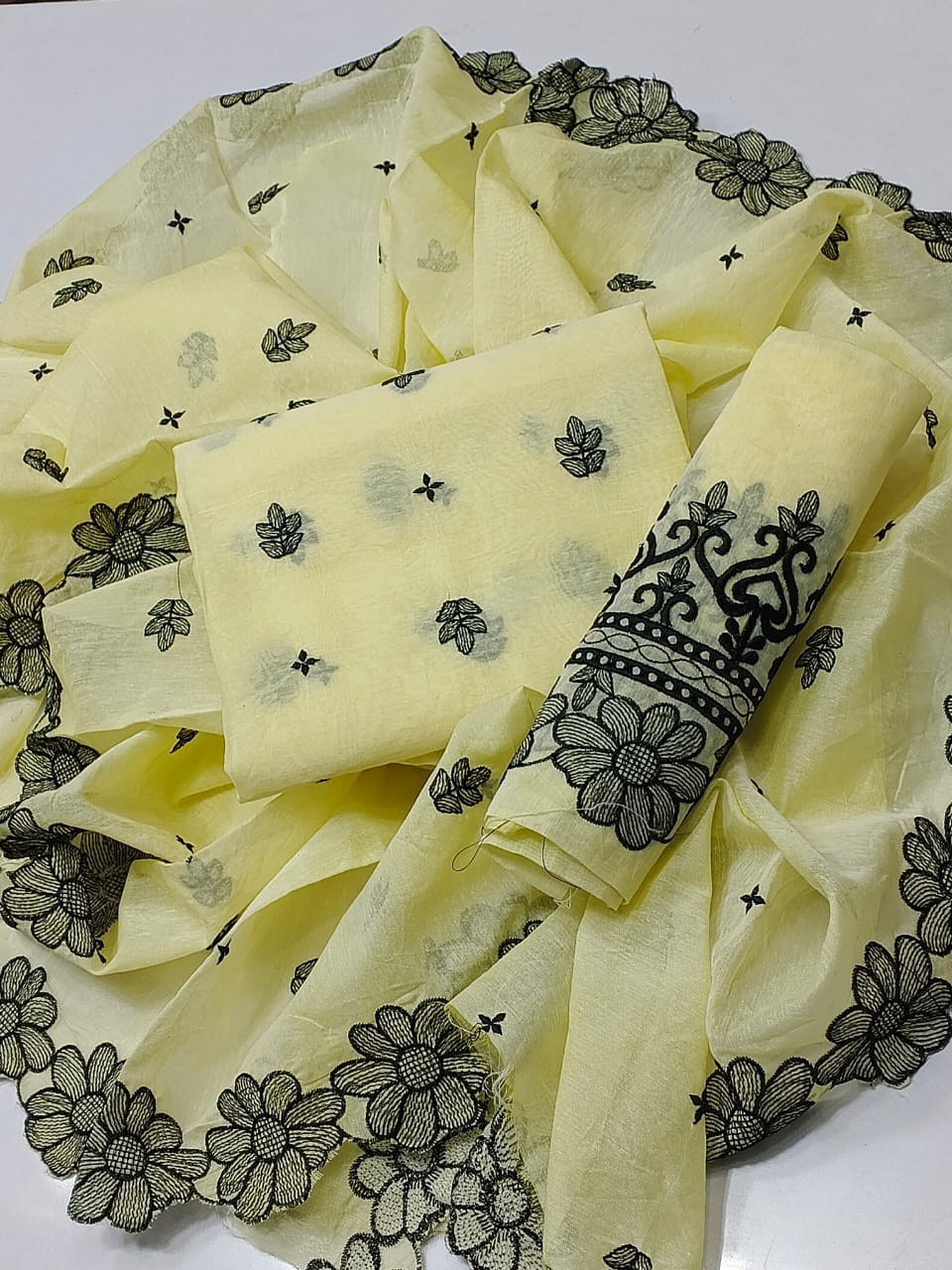 Two Piece Paper Cotton - Unstitched